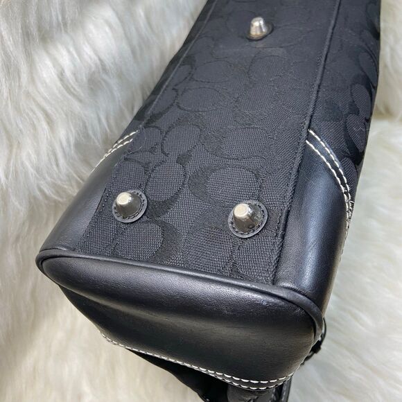 Coach Bag - Picture 6 of 12